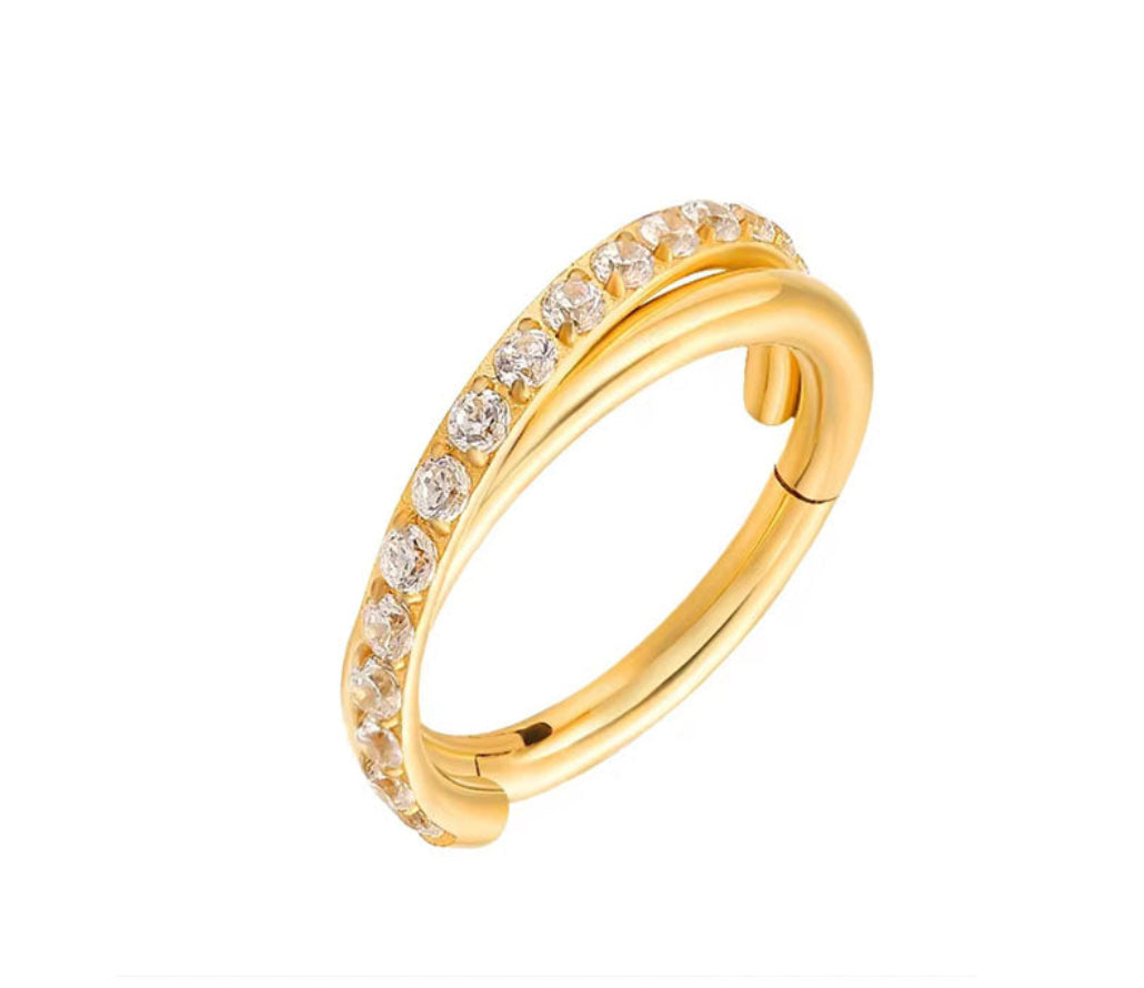 Titan Segmentring 2 Ringe überkreuzt mit eingefasste Kristalle